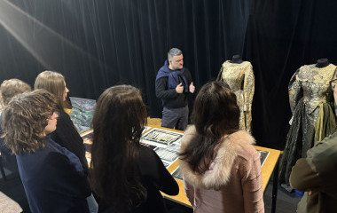 Komentovaná prehliadka pre žiakov odboru Grafický dizajn v Divadelnom ústave 