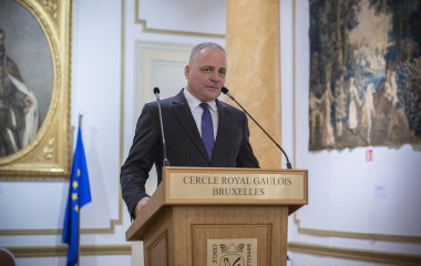 Výstava plagátov, knižných publikácii a animácií našich žiakov grafického dizajnu a propagačného výtvarníctva v Bruseli, (foto: Alexandra Chachaľáková)